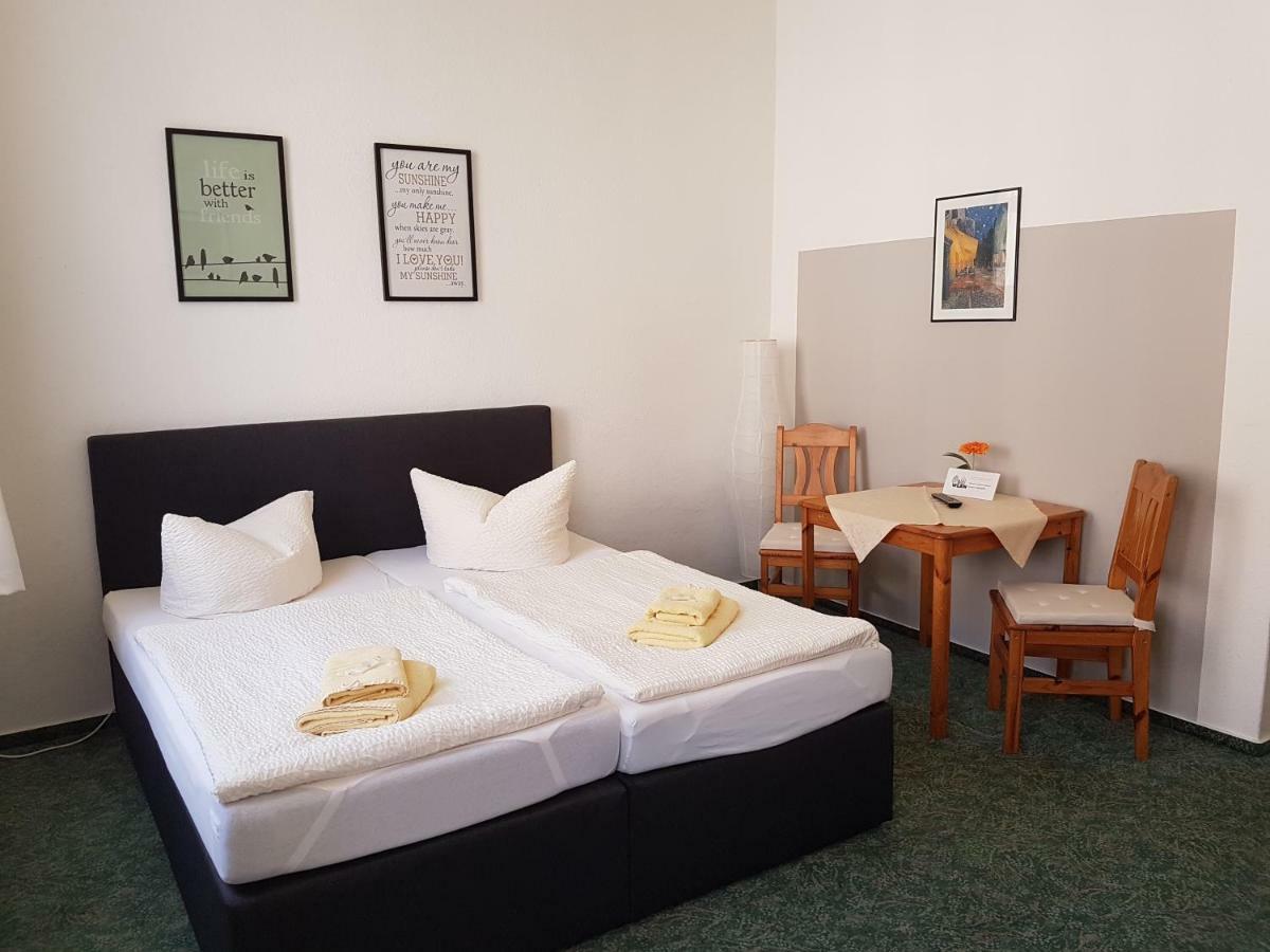 Pension Zum Birnbaum Brandenburg  Luaran gambar