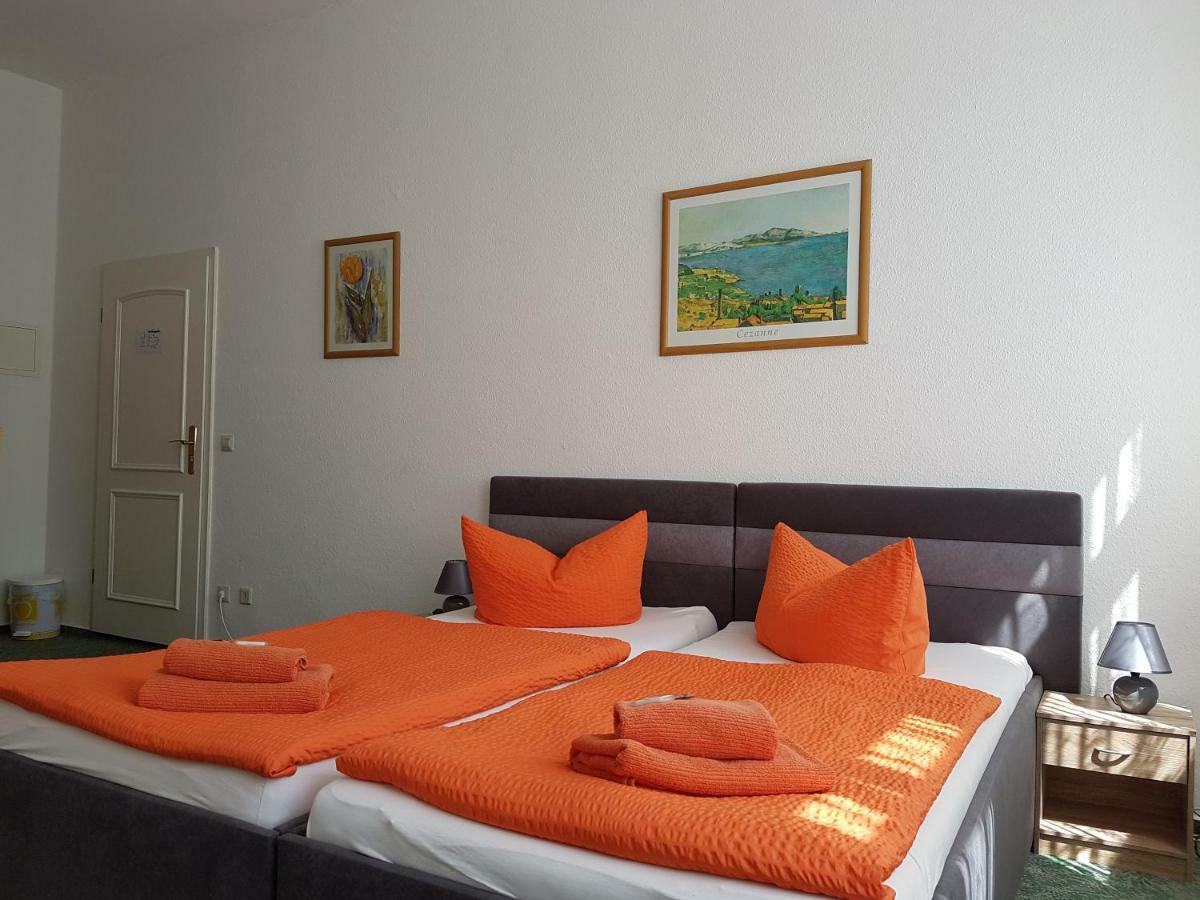 Pension Zum Birnbaum Brandenburg  Luaran gambar