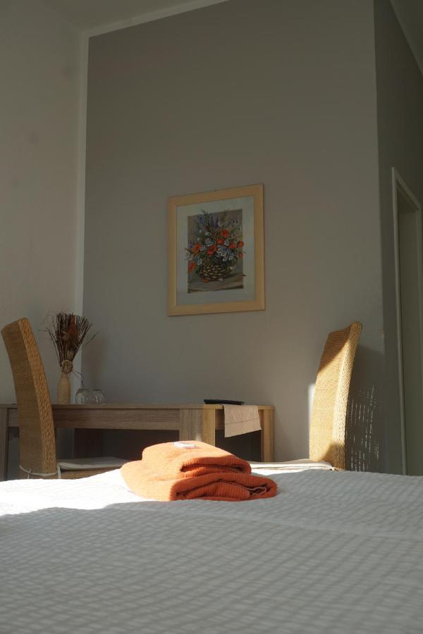 Pension Zum Birnbaum Brandenburg  Luaran gambar